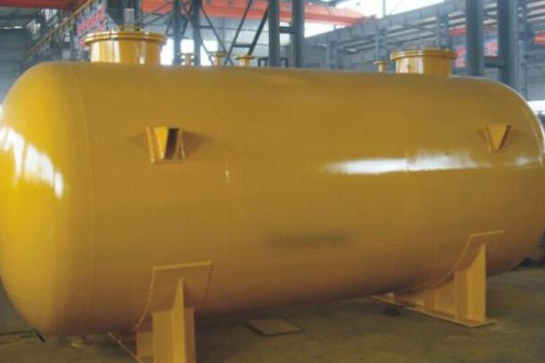 襯膠罐在使用時(shí)出現(xiàn)鼓包怎么處理？